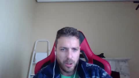 Snapshot of vascorro20 chatting on 01.05.25 vascorro20 online show from 01.05.25