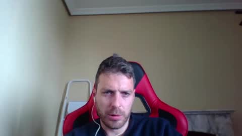 Snapshot of vascorro20 chatting on 02.11.25 vascorro20 online show from 02.11.25