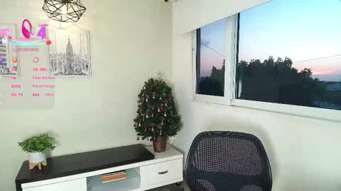 Victoria online show from 11.26.25