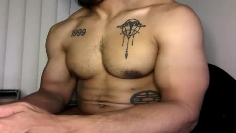 Vegas Love online show from 11.14.25