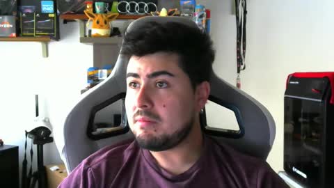 Snapshot of veils24 chatting on 11.19.25 Charles online show from 11.19.25