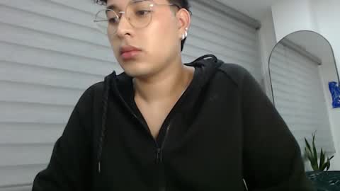 velascosexyboy online show from 02.11.25