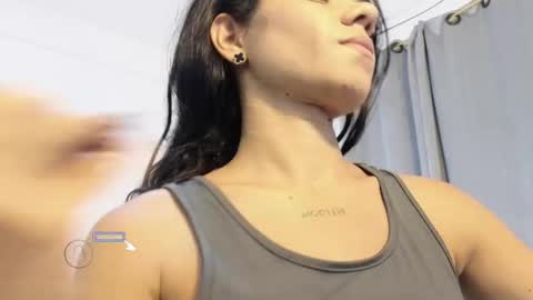 Snapshot of venezuelangirl__ chatting on 11.10.25 find me on chaturbate as imhaymed online show from 11.10.25