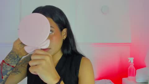 Snapshot of venus_nite chatting on 09.12.25 venus_nite online show from 09.12.25