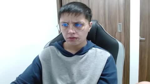 Snapshot of veronicaelite16 chatting on 12.18.24 Veronica Clark online show from 12.18.24