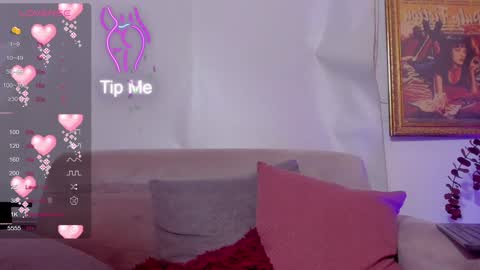 Snapshot of veronicagilss chatting on 01.19.25 Veronica Gills online show from 01.19.25