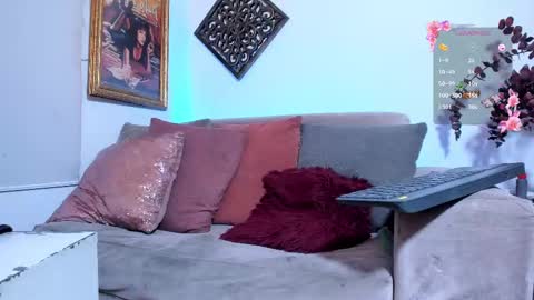Snapshot of veronicagilss chatting on 02.28.25 Veronica Gills online show from 02.28.25