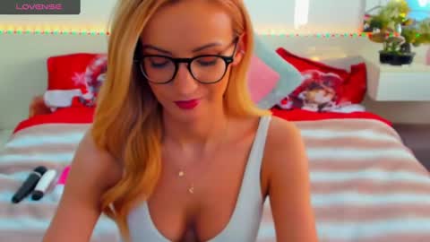 VerraSweet4u online show from 02.22.25