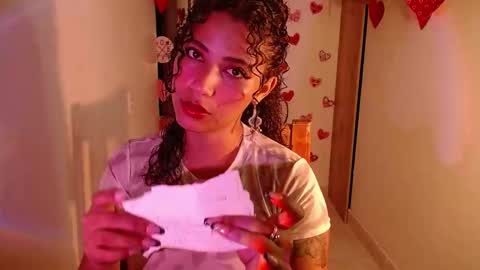 Snapshot of vicky_crazy chatting on 02.21.25 Vicky  online show from 02.21.25