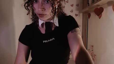 Snapshot of vicky_crazy chatting on 02.24.25 Vicky  online show from 02.24.25
