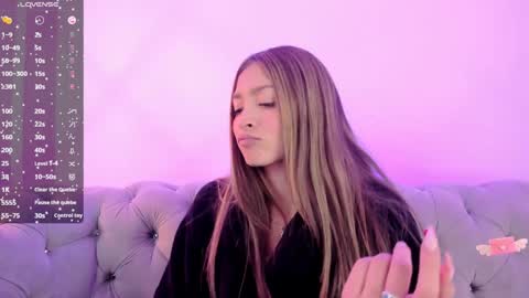  Victoria for you  online show from 01.09.25