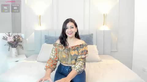 victoria  online show from 12.01.25