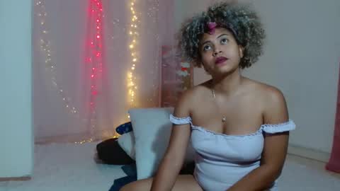 Snapshot of victoria_miler chatting on 12.28.24 VICKY online show from 12.28.24