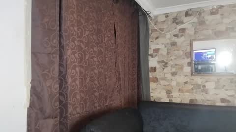 Snapshot of victoriacox_ady chatting on 01.16.25 Victoria Cox online show from 01.16.25