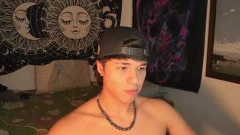 Victorino Jhonson online show from 02.02.25