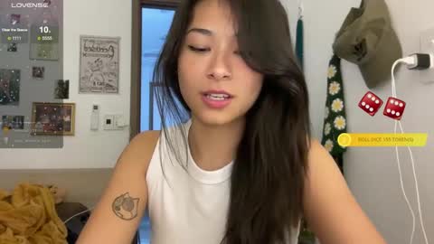 Snapshot of vietwhhore chatting on 02.07.25 vietwhhore online show from 02.07.25