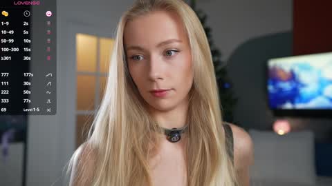 Snapshot of vika54784 chatting on 01.04.25 vika54784 online show from 01.04.25