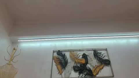 vikafever online show from 10.27.25