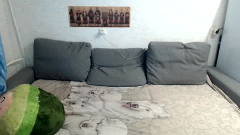 Snapshot of vikimax69 chatting on 12.24.24 max-and-nika online show from 12.24.24