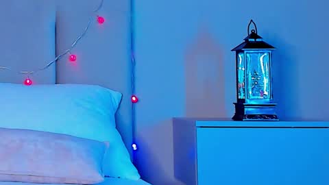 VIKKI online show from 12.19.24