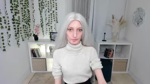 Snapshot of viktoriaclarrk chatting on 12.04.25 Viktoria online show from 12.04.25