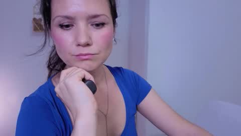 Snapshot of viktoriakiss chatting on 09.09.25 viktoriakiss online show from 09.09.25