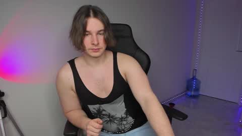 Vincent Strong online show from 12.13.24