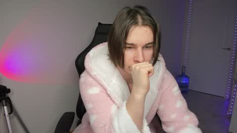 Vincent Strong online show from 01.03.25