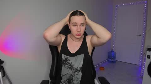 Vincent Strong online show from 01.22.25