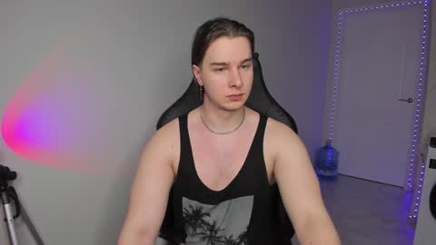 Vincent Strong online show from 01.22.25