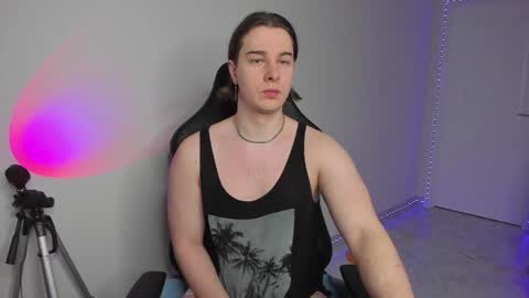 Vincent Strong online show from 02.09.25