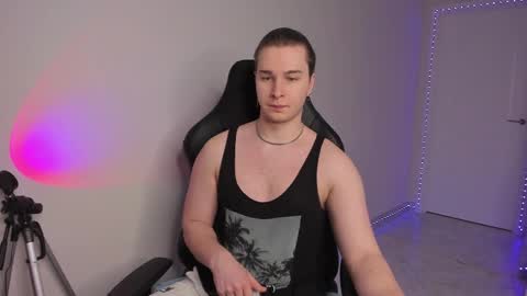 Vincent Strong online show from 02.10.25