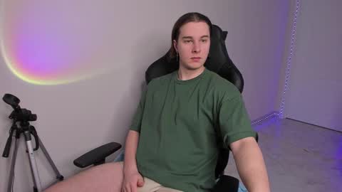 Vincent Strong online show from 02.15.25