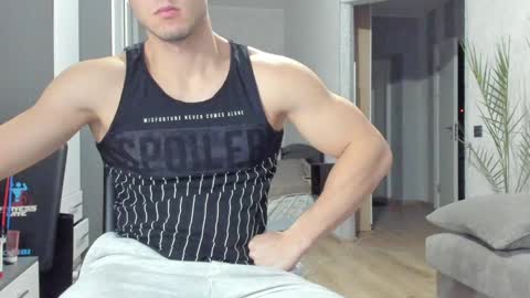 Snapshot of vincent_o chatting on 01.27.25 Vincent. uncut 18cm online show from 01.27.25