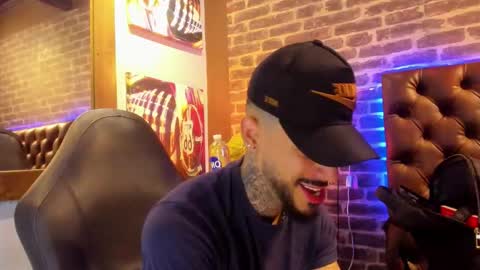 ---Vinzen--- online show from 11.15.25