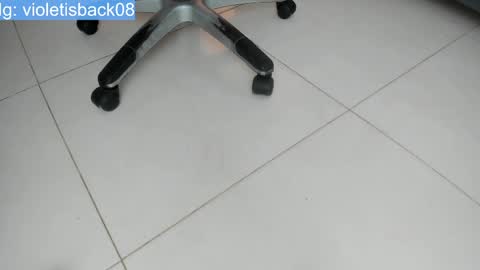 Snapshot of violeet_ds chatting on 09.20.25 Violet online show from 09.20.25