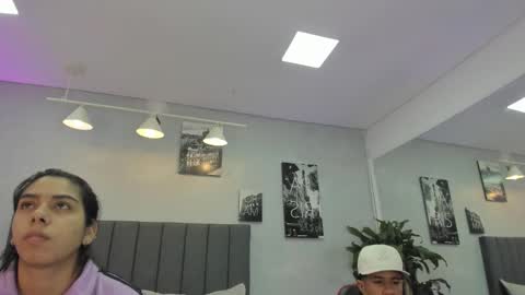 Violet and Myers online show from 11.05.25