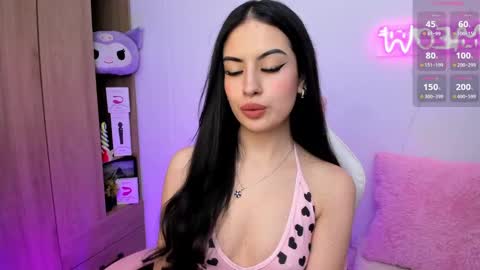 Snapshot of violet_catt chatting on 12.03.24 Violeta  online show from 12.03.24