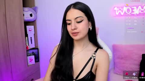 Snapshot of violet_catt chatting on 12.12.24 Violeta  online show from 12.12.24