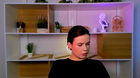 violet_moxi online show from 12.04.25