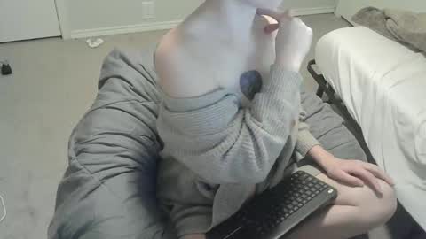 Snapshot of violet_winter97 chatting on 12.18.24 violet_winter97 online show from 12.18.24