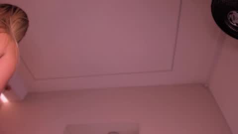 Violeta  online show from 09.20.25