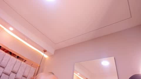 Violeta  online show from 11.13.25