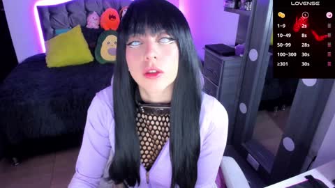 Snapshot of violetaarey chatting on 02.06.25 Violeta Help me reach 150 thumbs up online show from 02.06.25