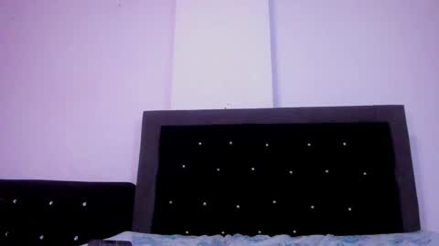 Snapshot of violetadumsper chatting on 02.14.25 VioletaDums online show from 02.14.25