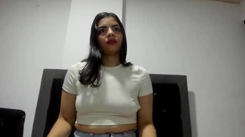 Snapshot of violetadumsper chatting on 03.07.25 VioletaDums online show from 03.07.25