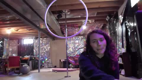 Snapshot of violethooper chatting on 02.18.25 Violet Hooper online show from 02.18.25