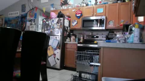 Snapshot of violethooper chatting on 09.15.25 Violet Hooper online show from 09.15.25