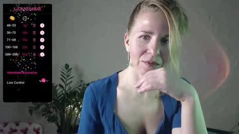 Snapshot of violetplath chatting on 01.25.25 Violet  next stream December 6 online show from 01.25.25
