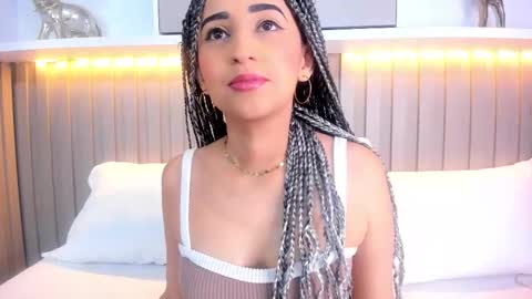 Violett  online show from 10.24.25